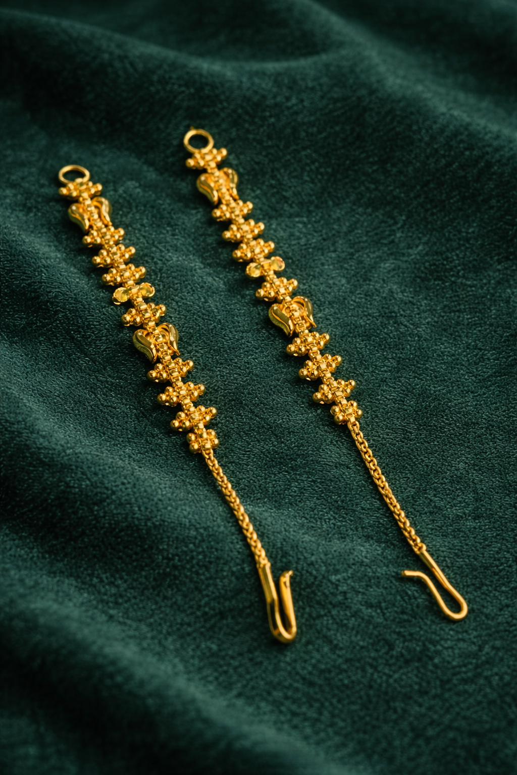 Kaan Chain- matil-Plain Gold